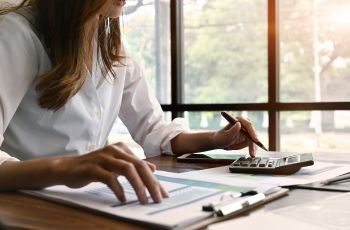 Décrocher un emploi stable (UES)