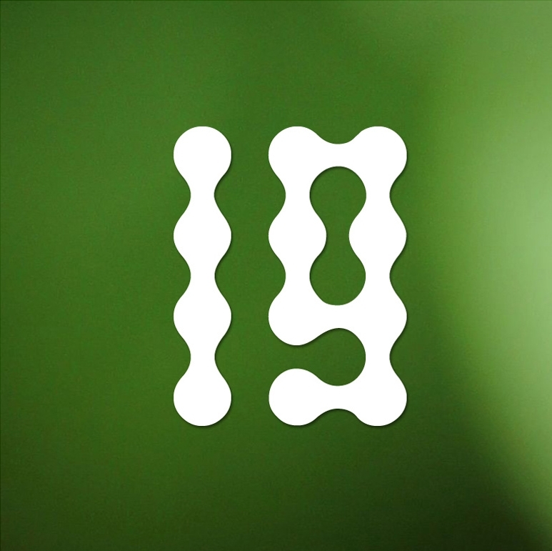 Nombre 19 blanc stylisé sur fond vert dégradé.